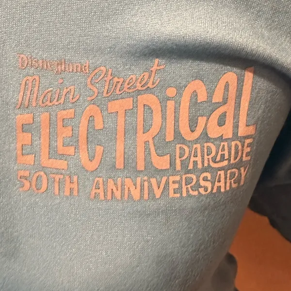 NWOT Disney Parks Main Street Electrical Parade Cropped Tee S - Image 4
