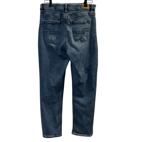 American Eagle Women's Mom Ankle Jeans Size 10 - Image 2