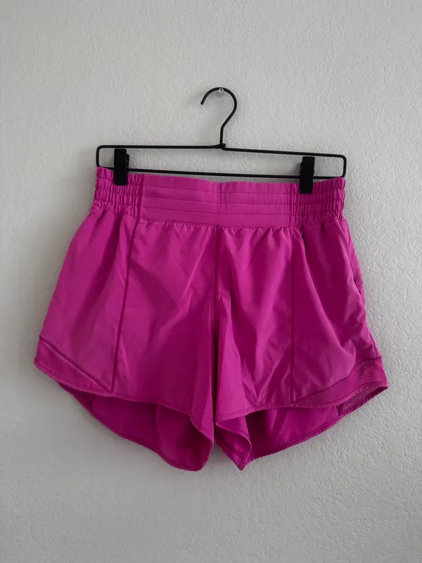 Lululemon Hotty Hot HR Short 4” 8 Sonic Pink - Image 3