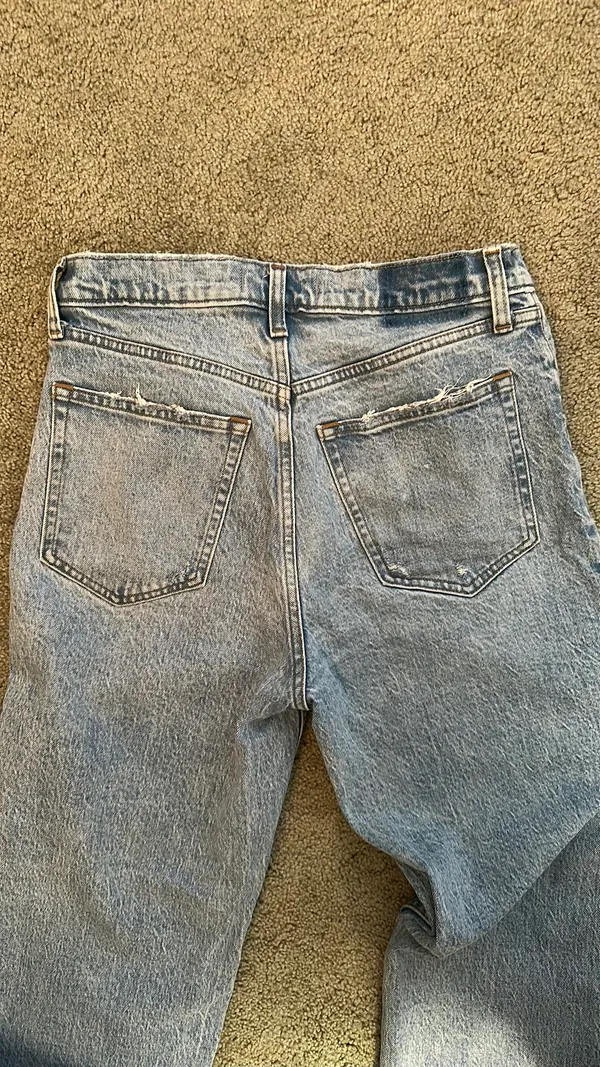 Abercrombie Jeans - Image 4