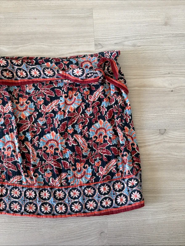Zara Floral Print Wrap Skirt - Image 2