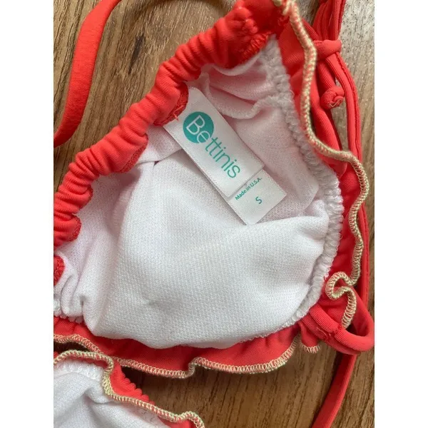 Bettinis‎ women's coral bikini swim suit top- small - Image 4