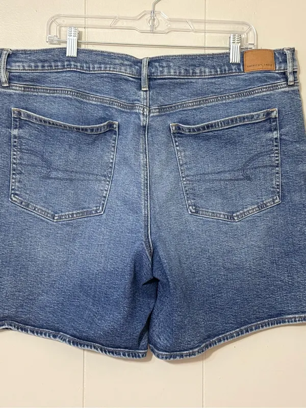 American Eagle Perfect Bermuda Shorts Women’s 16 Strigid Stretch Denim 8” Blue - Image 5