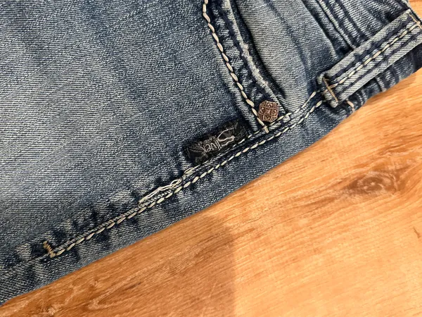 Silver Jeans Women’s Bootcut Jeans Jeans - Image 3