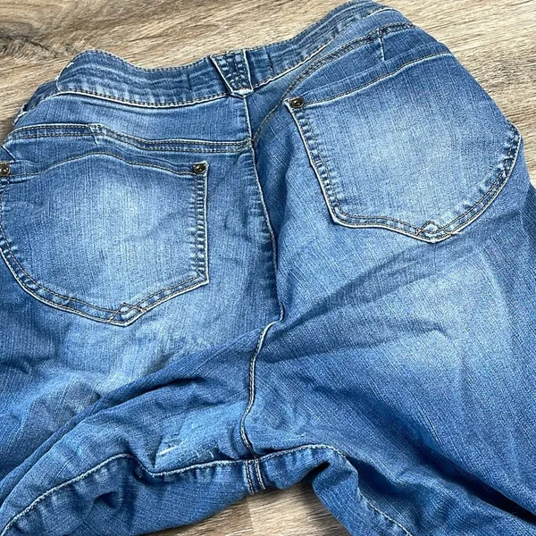 Democracy Artisan Crafted Jeans Size 14 - Image 13