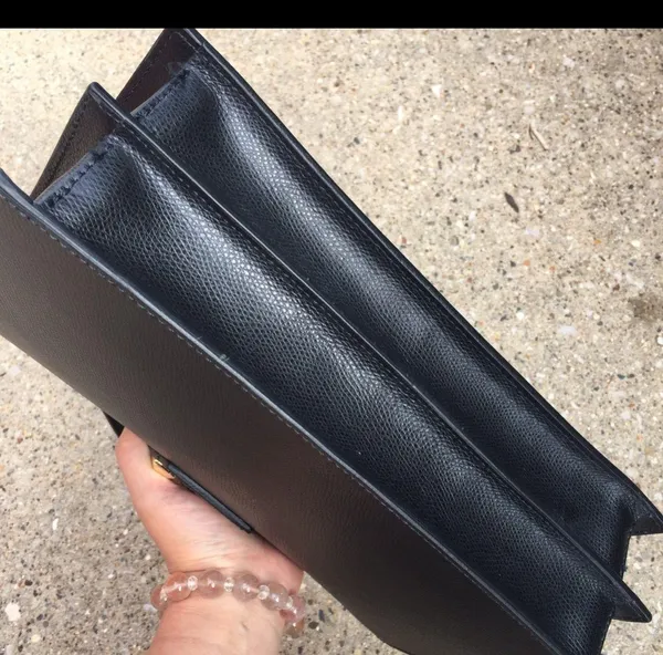 Mario Valentino Authentic Rockstud Hand Bags. - Image 5
