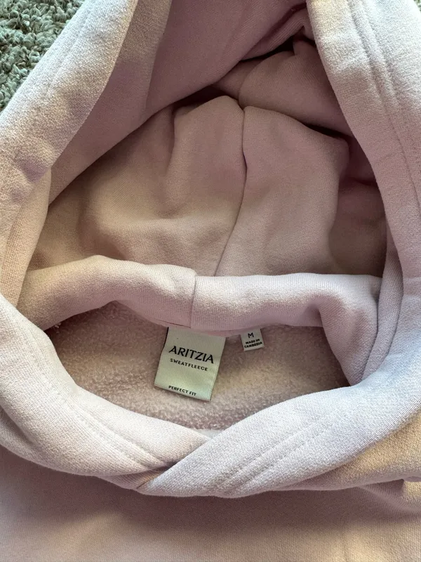 Aritzia Sweatshirt - Image 3