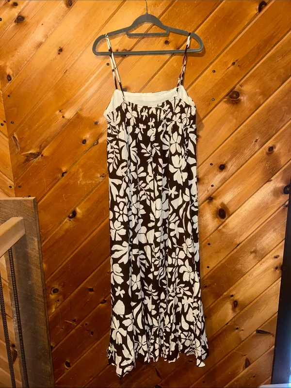Paper Heart Brown and White Tropical Floral Print Tiered Maxi Dress NWT - Image 6