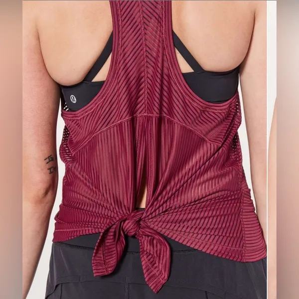 LULULEMON Miles Ahead Tank Top‎ Racerback Ruby Wine Small - Image 3
