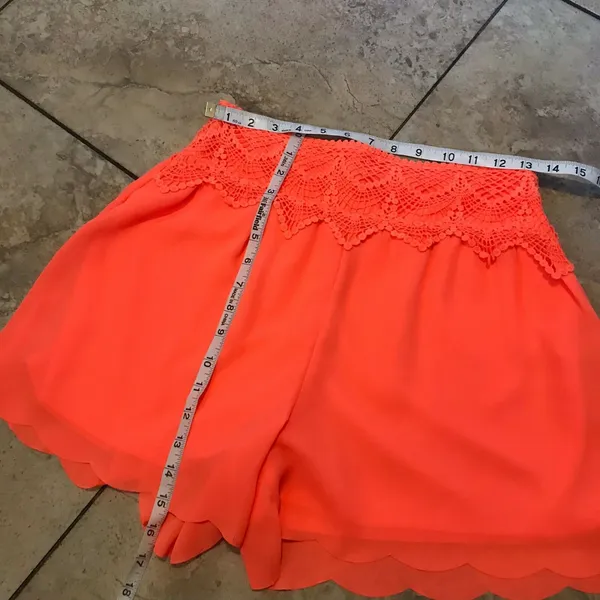 My Michelle Neon Orange Lace Flowy Shorts M‎ Medium Scalloped Edge - Image 5