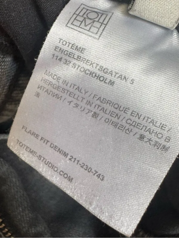 Toteme Flare Fit Jeans in black grey wash 23 - Image 7
