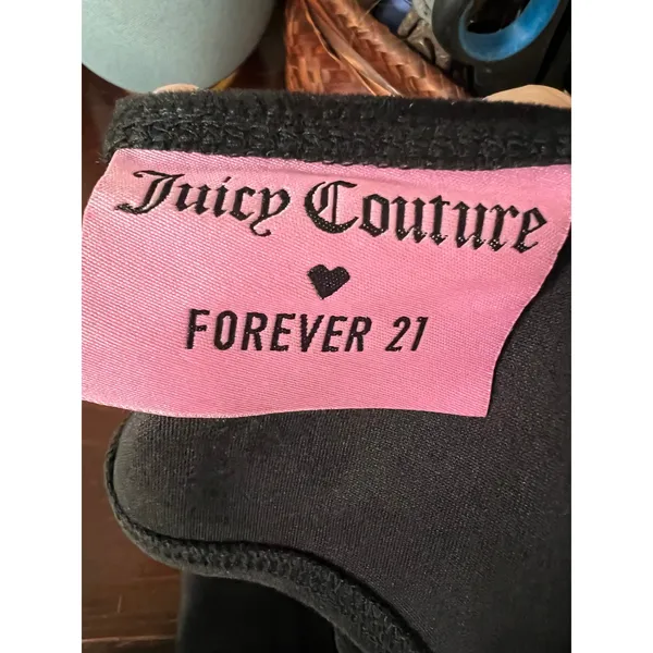 Juicy Couture‎ Jumpsuit Size M Black Velour Cutout Rhinestone Logo Flare Leg Y2K - Image 9