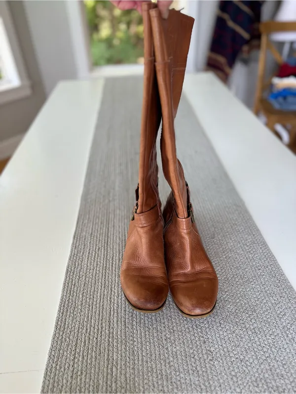 Nine West Vintage America Cognac Tan Brown Leather Riding Boots with Buckle Sz 8 - Image 4