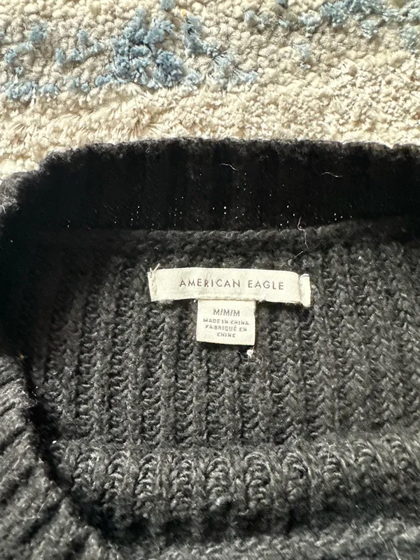 American Eagle Sweater - Image 3