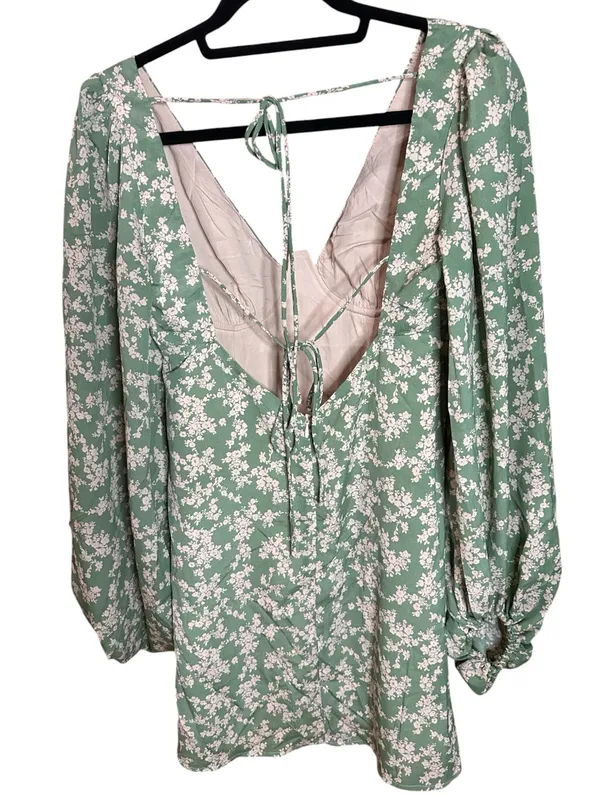 Fortunate One Garden Chic Mini Dress Green & White Floral. Voluminous Sleeves - Image 4