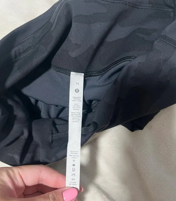 Lululemon Leggings - Image 3