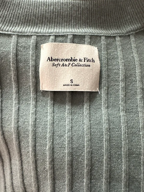 Abercrombie Matching Set - Image 2