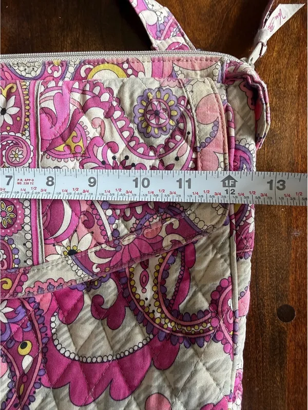 Vera Bradley Quilted Crossbody Bag in Pink Paisley Pattern - Image 11