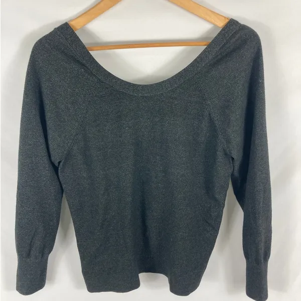 Victorias Secret Twist Open Back Grey Long Sleeve Top Size Medium - Image 3