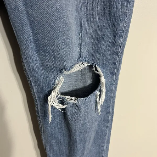 Abercrombie Fitch The Mom High Rise Jeans‎ Curve Love 28 6S Distressed - Image 3