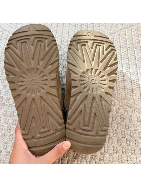 UGG Classic Micro Slip On Boots in Sand Size: 8 - Image 8