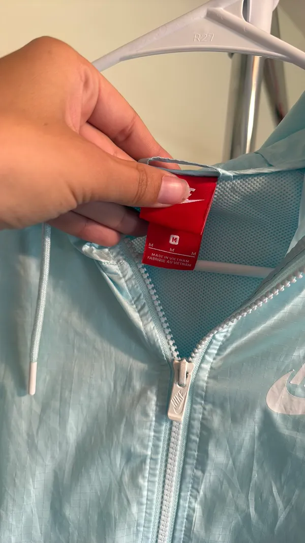 Nike Windbreaker - Image 2