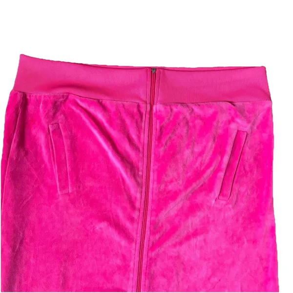 Juicy Couture Velour Vintage Y2K Pink Hoodie Jewel‎ Crest Emblem Dog Couturist M - Image 4