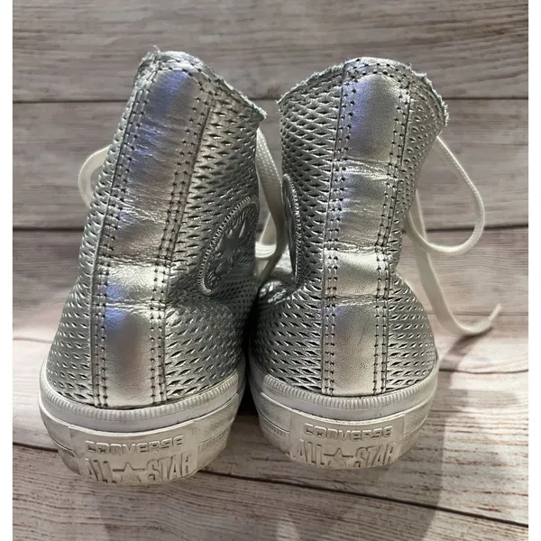 Women’s Chuck Taylor II All Star High Perforated Metallic Silver, Size Women's 6 - Image 4