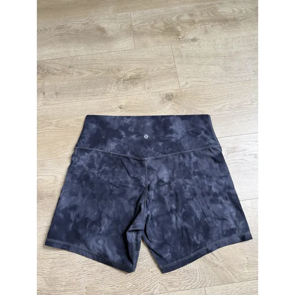 EUC Womens Lululemon Align HR Short 6" Size 14 Diamond Dye Pitch Graphite Grey - Image 3