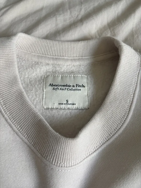Tan Abercrombie & Fitch “Go Sports” Crewneck - Image 3