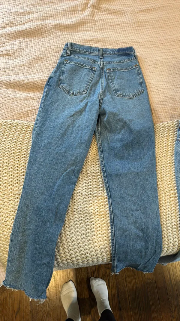 The 90s Abercrombie Straight Ultra High-Rise - Image 2