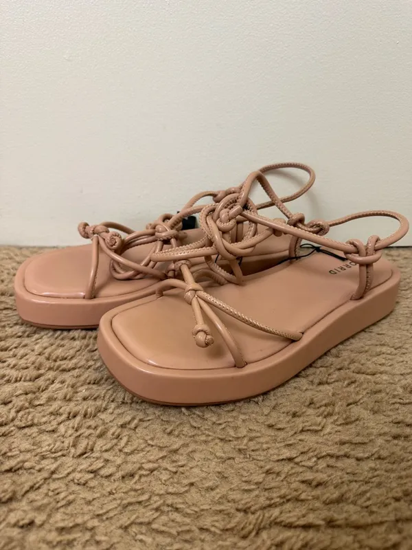 Torrid Tie Ankle Strappy Flatform Sandals in Camel NWT Size 8WW - Image 4