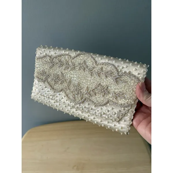 Vtg White Satin Beaded Evening Clutch Purse Handmade Hong Kong Wedding Prom Gala - Image 2