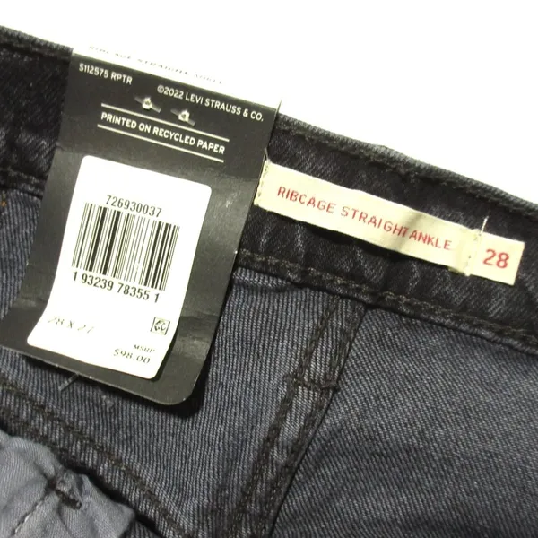 NWT Levi's Ribcage Straight Ankle in Feelin' Cagey Black Super High Rise Jean 28 - Image 6