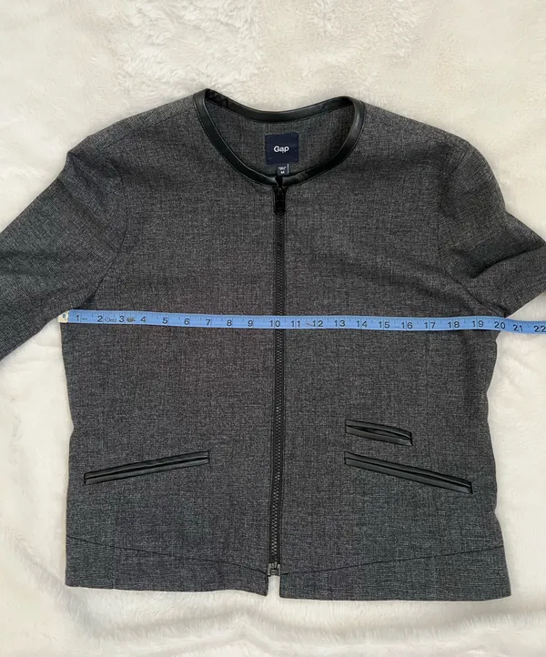 Gap Zippered Blazer size Medium - Image 6