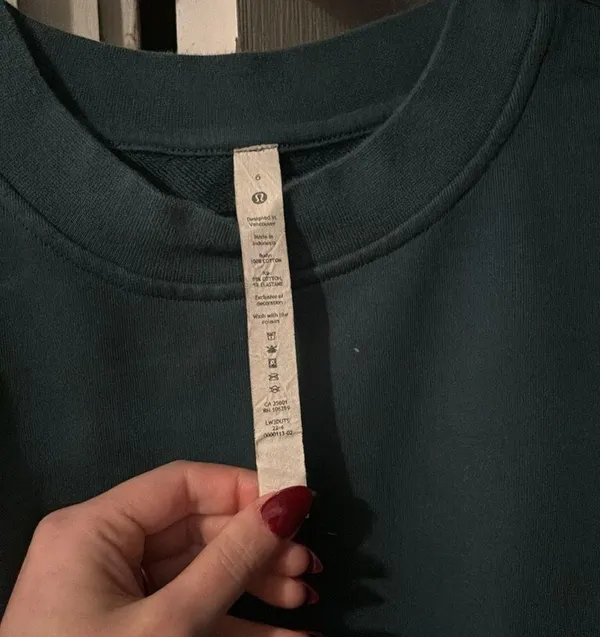 Lululemon Crewneck - Image 2