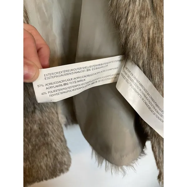 Pull And‎ Bear Faux Fur Vest Women’s Size L - Neutral Mobwife Statement Piece - Image 5