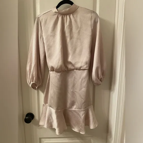 LIKE NEW Vici collection dress - Image 2