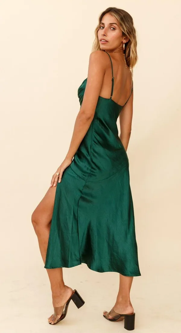 NEW! Selfie Leslie Well Versed Pleated Bust Front Split Dress Forest Green Med - Image 2