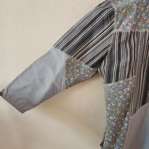 ANTILIA 3/4 Sleeve Floral Stripe Patchwork V-Neck Blouse Top Sz S Cottagecore - Image 7