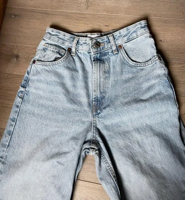ZARA wide leg high waisted distressed light wash denim jeans - Image 7