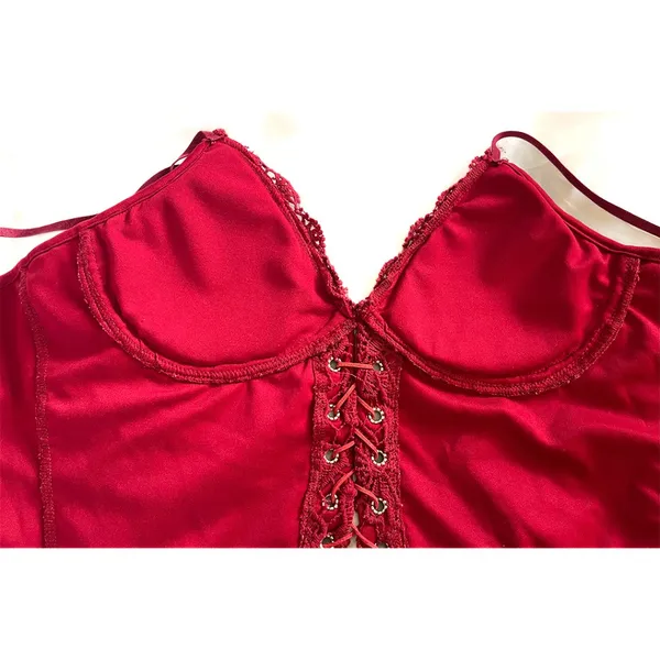 Red Lace Corset Crop Top – Zipper Back, Faux Leather Tie - Image 3