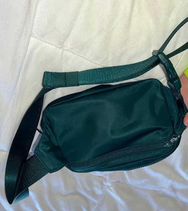 Lululemon Belt Bag - Image 4