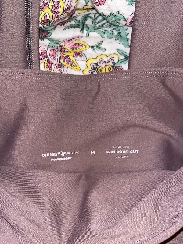 Old Navy flared Bottoms - Image 3