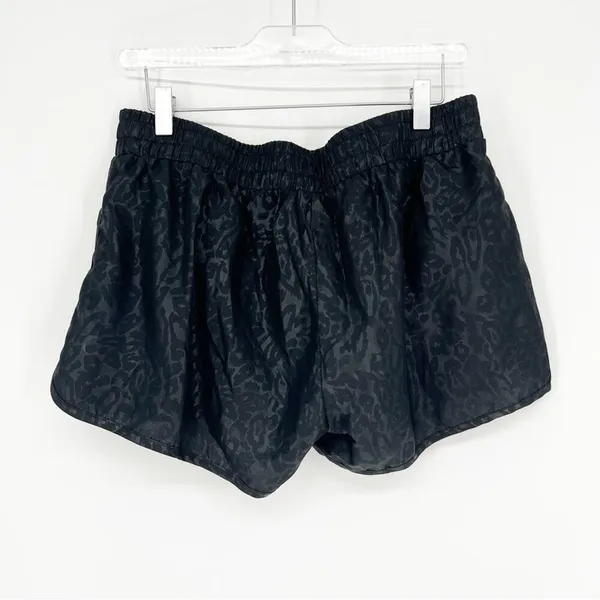 ZYIA Active Bomber Animal Print Running Shorts Women's XL Black Athletic - Image 3