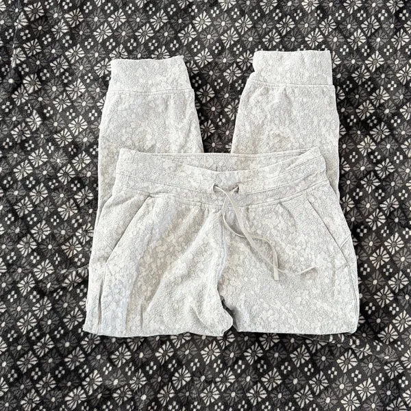Lululemon Ready to Rulu Rogger - Image 2