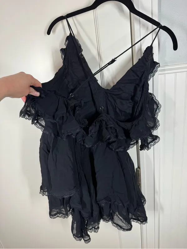 Anthropologie Maeve Scoop-Neck Frilly Ruffled Romper size medium romantic dainty - Image 5