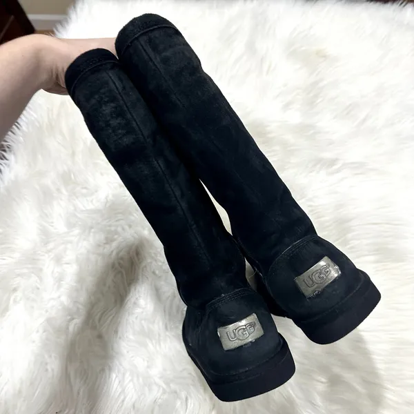 UGG Kenly Tall Suede Boots Sz 7 - Image 4