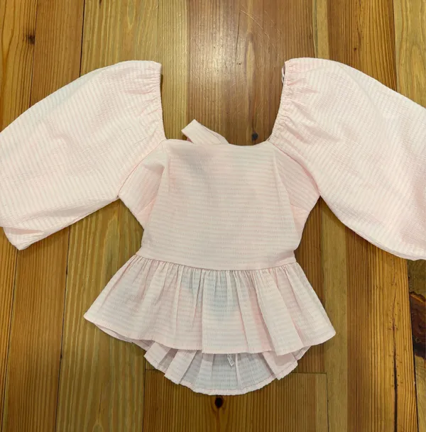 Francesca’s pink top - Image 2