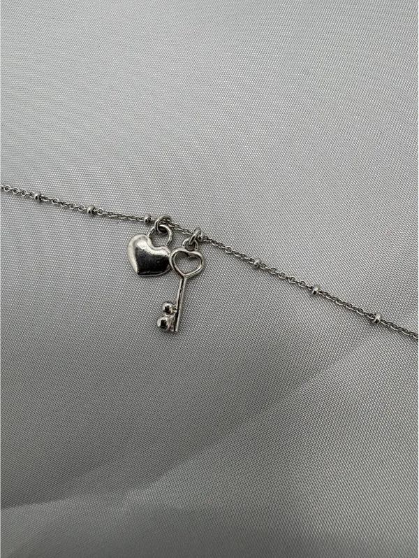 NR Silver Stainless Steel Heart & Key Charm Cable Chain Anklet, Lobster - Image 5
